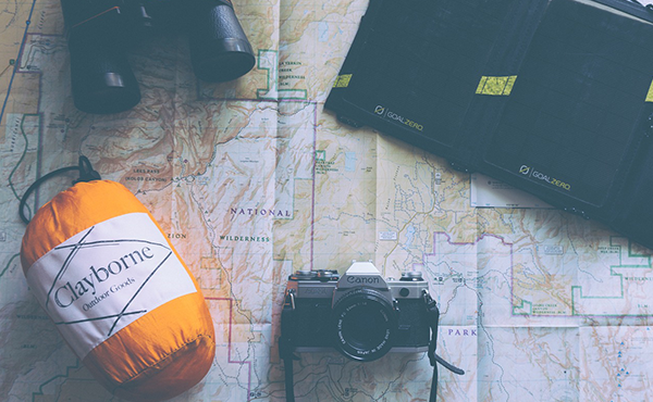 <span>コット/マット/シュラフ（寝袋）特集</span>キャンプでも快眠できる！冬はあったか夏は涼しく過ごせるギア特集。